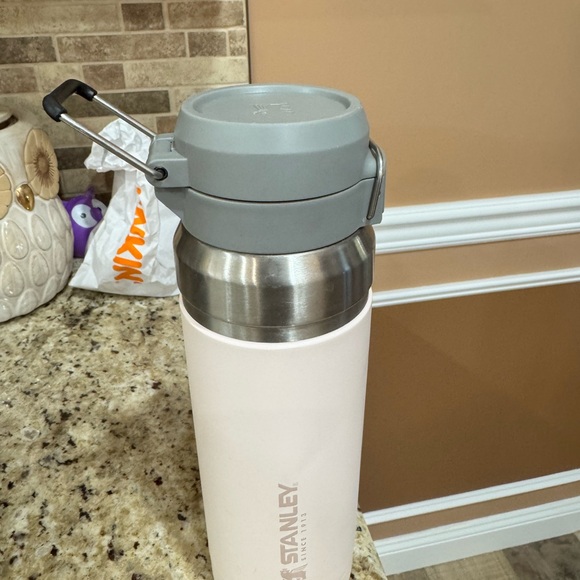 Stanley light pink Tumbler with Stainless Steel Lid 36 oz - Picture 2 of 9